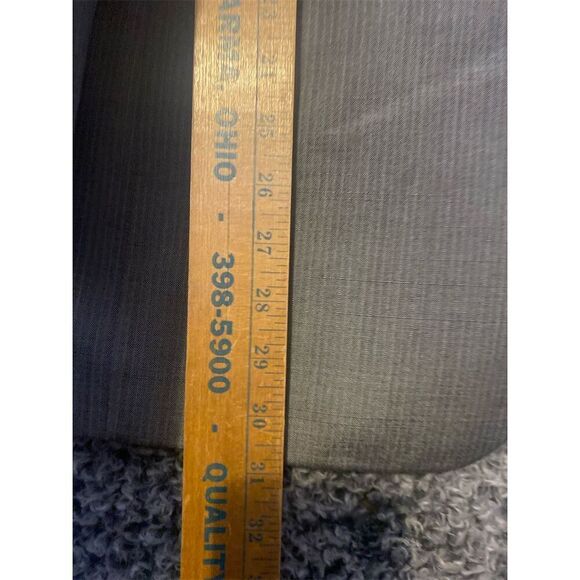 Giovanni Men's Gray 2 Piece Suit Size 46 Formal Double-Vented - Picture 8 of 16